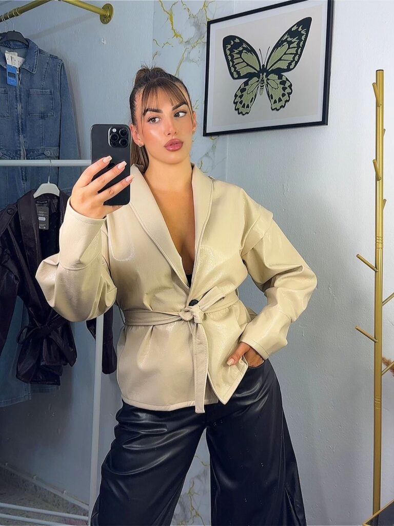 Gabardina Polipiel luxury  crema