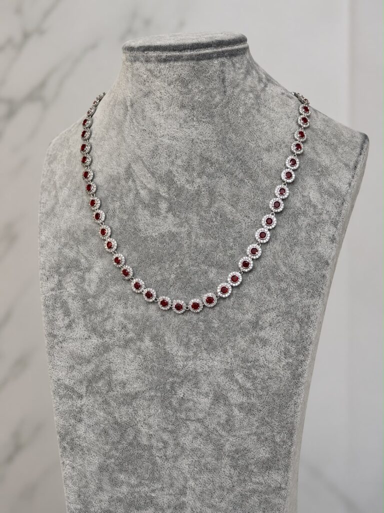 Collar swarovski rubí burdeos