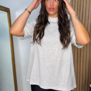 Básica oversize cuello perkin gris claro