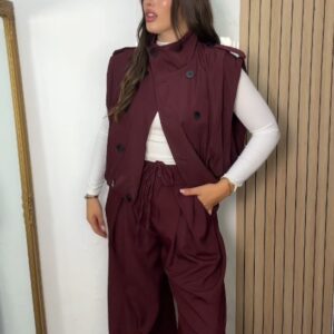 Gabardina sin mangas oversize Burdeos