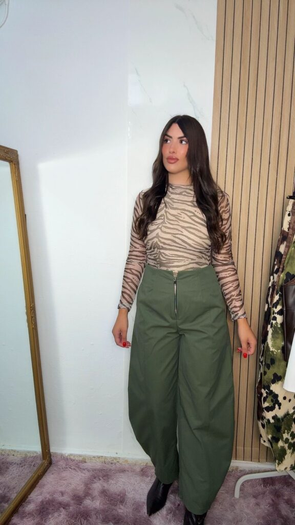 Pantalón vaquero pinza cargo verde
